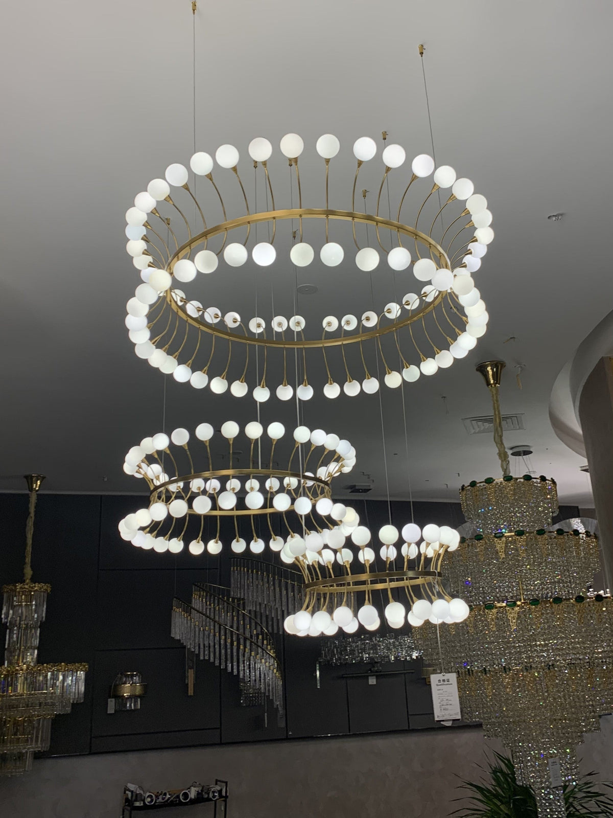 Modern Style Egg Light in Gold Finish for Living Room / dining Room / bedroom
