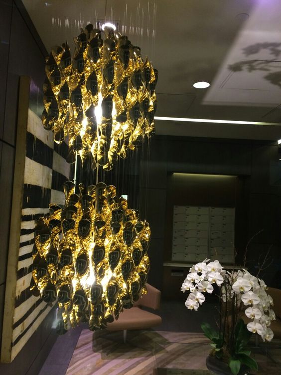 Modern Spiral Wave Chandelier in Silver and Gold Finish with Acrylic Design