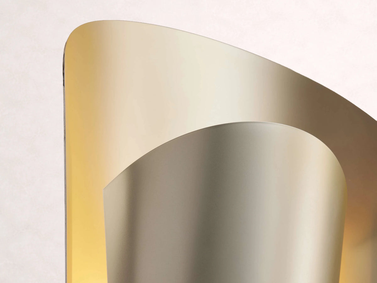 Strato Sconce
