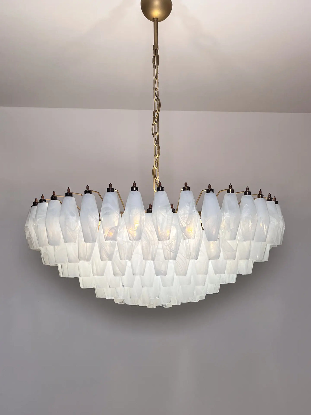 Murano Chandelier – Poliedri – 185 Glass – White Alabaster