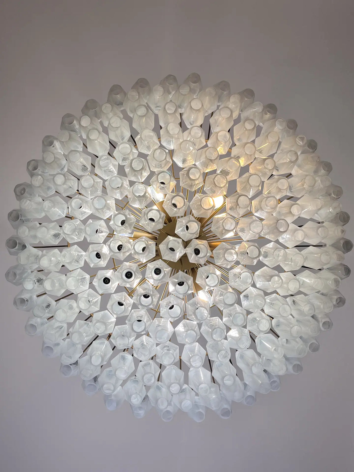 Murano Chandelier – Poliedri – 185 Glass – White Alabaster