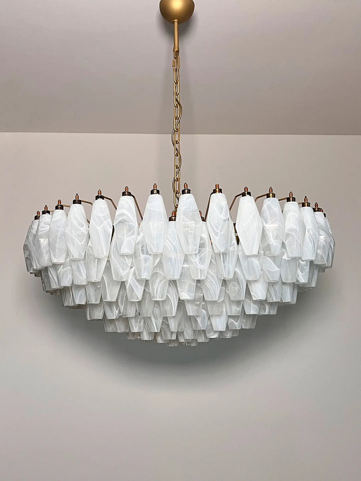 Murano Chandelier – Poliedri – 185 Glass – White Alabaster