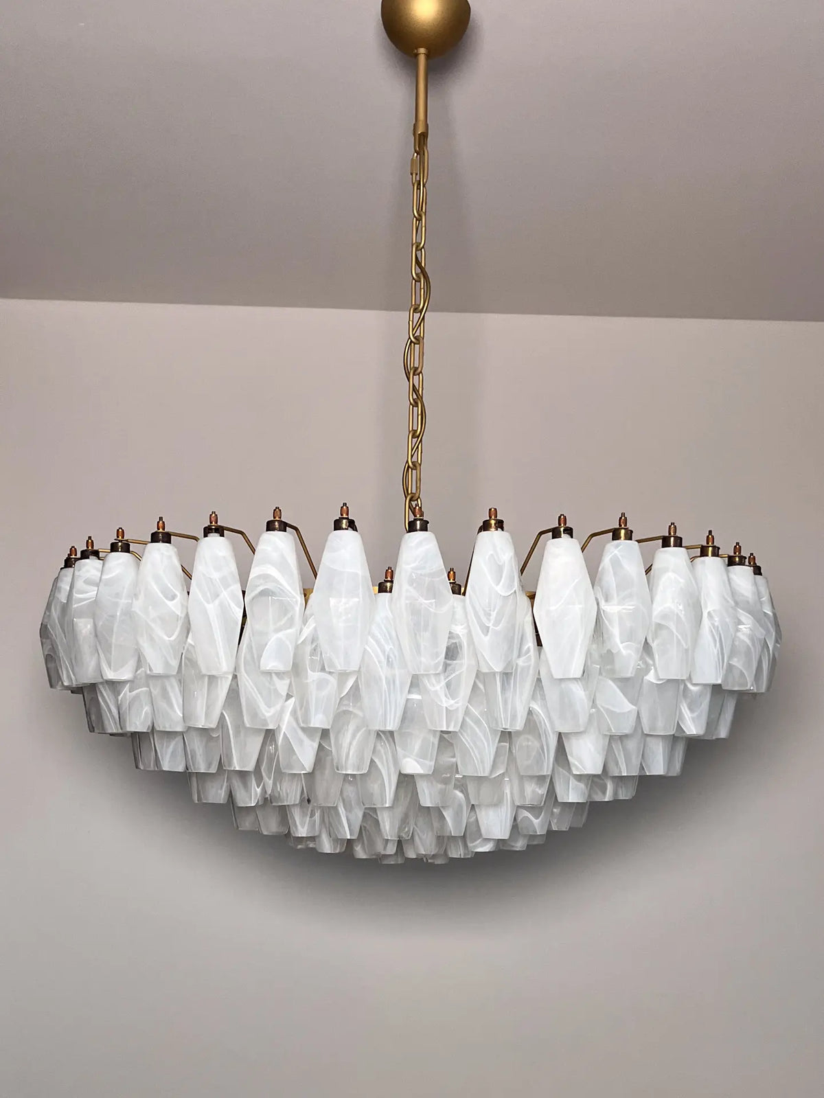 Murano Chandelier – Poliedri – 185 Glass – White Alabaster