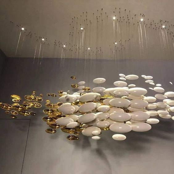 Modern Artistic Golden Dragon Egg Glass Pendant Ceiling Light for Dining Room