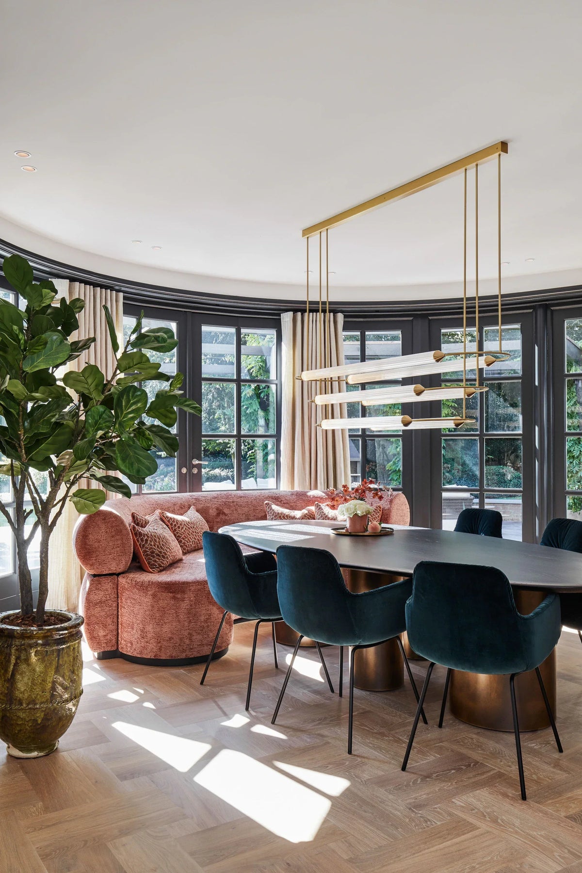 Minimalism Brass Ellipse LED Chandelier Horizontal Design for Kitchen Island and Dining Room