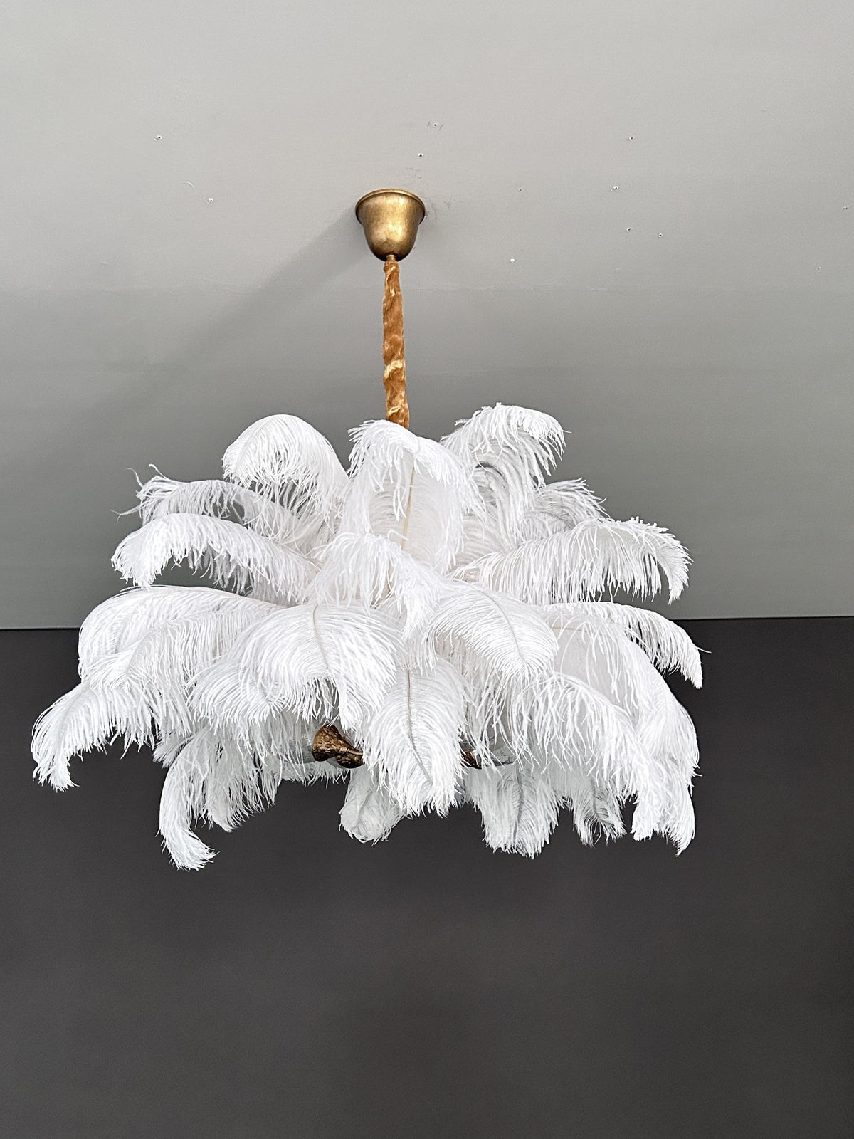 Elegant Ostrich Feather Brass Living Room Chandelier Pure Copper Ceiling Lighting for Women's Bedroom