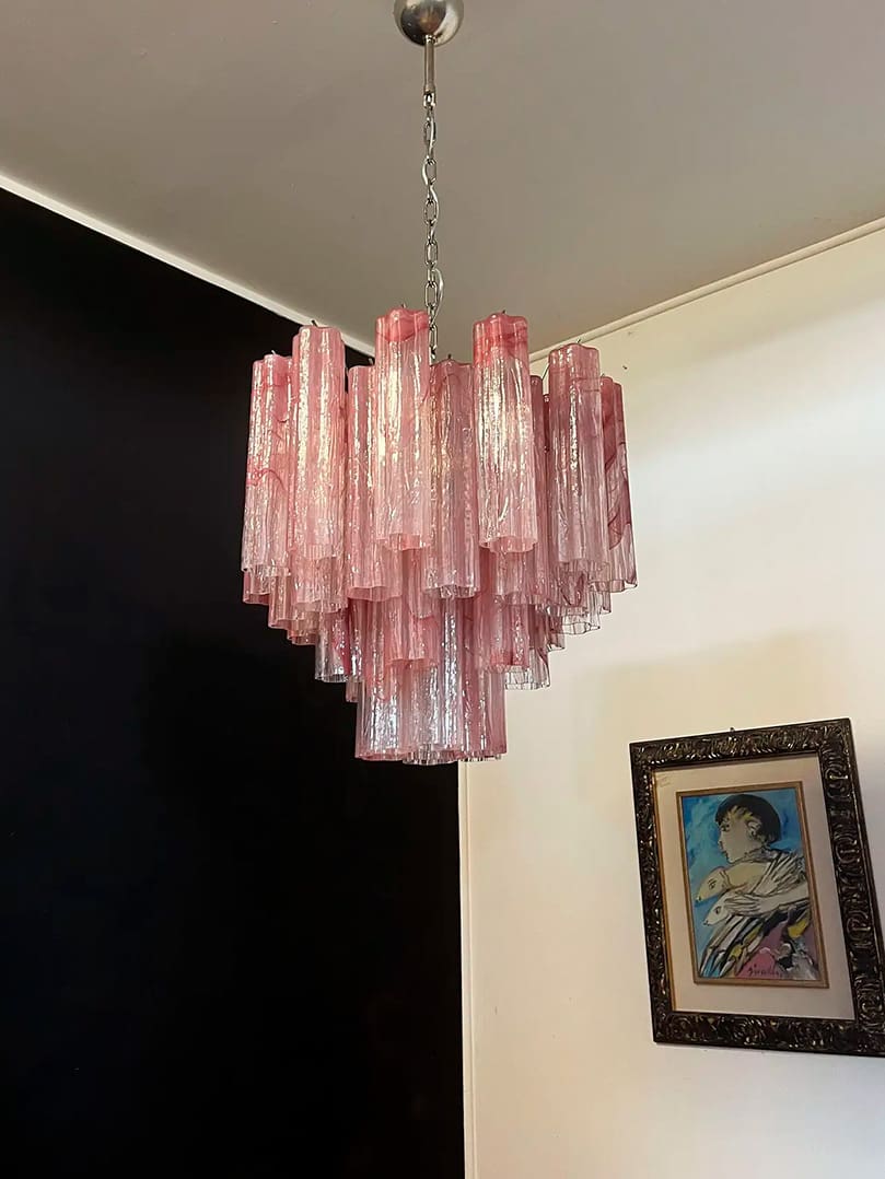 Murano Glass Chandelier – 36 Tubes – Alabaster Pink