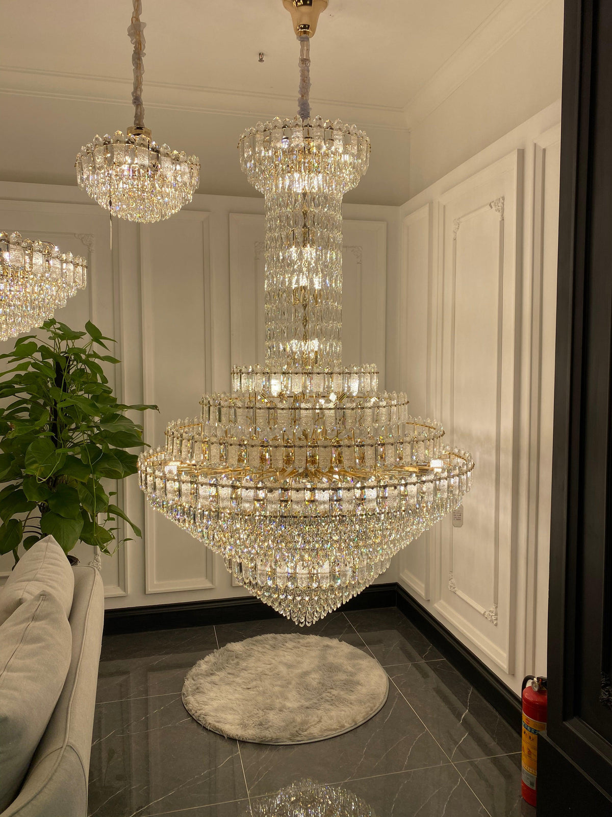 Luxury Extra Large Multi-Tiered Funnel Clear Crystal Chandelier for Staircase / foyer / living Room