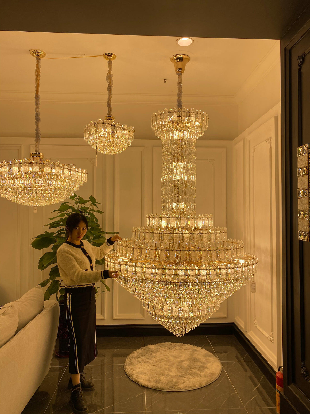 Luxury Extra Large Multi-Tiered Funnel Clear Crystal Chandelier for Staircase / foyer / living Room