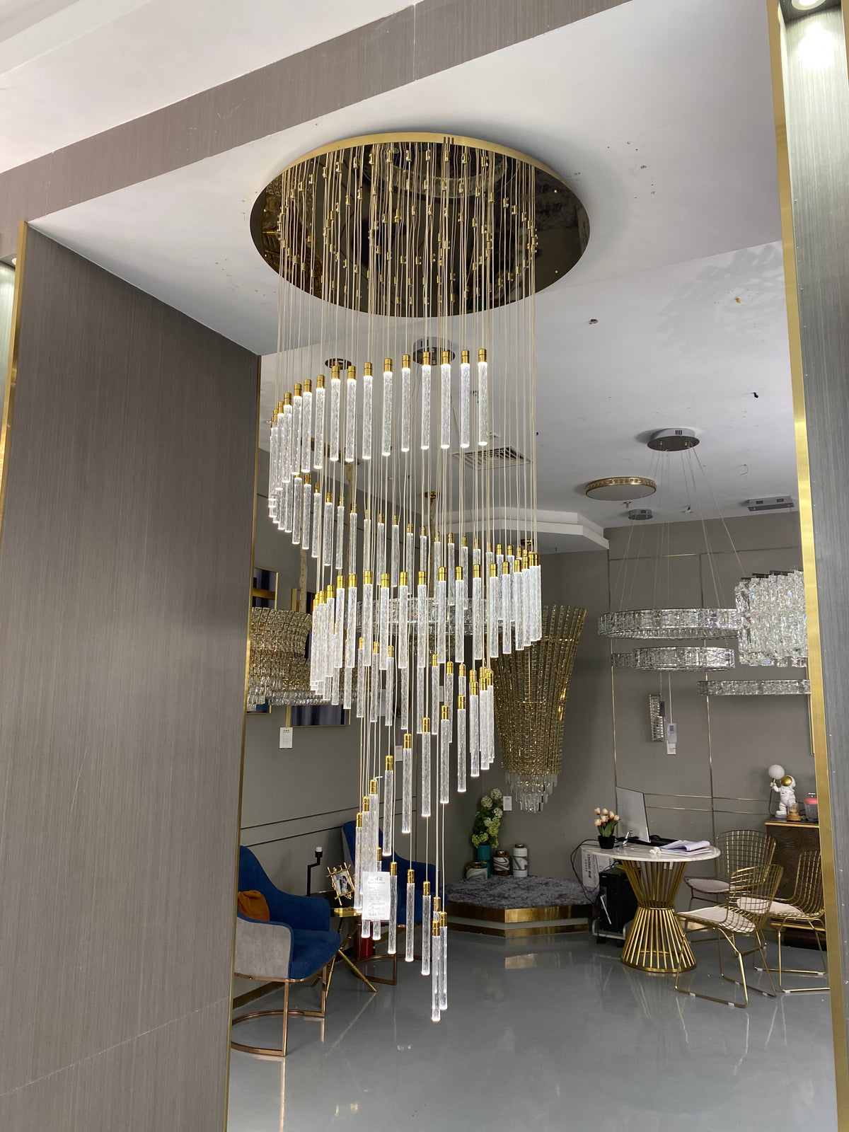 Modern Spiral Bubble Crystal Glass Rods Chandelier in Champagne Gold Finish for Staircase / foyer / villa