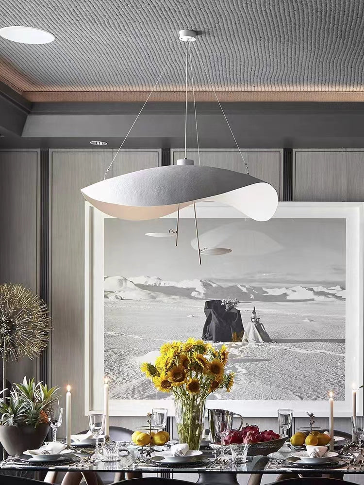Modern Art Hat-Shaped Gold Leaf Metal Pendant Chandelier for Living and Dining Room