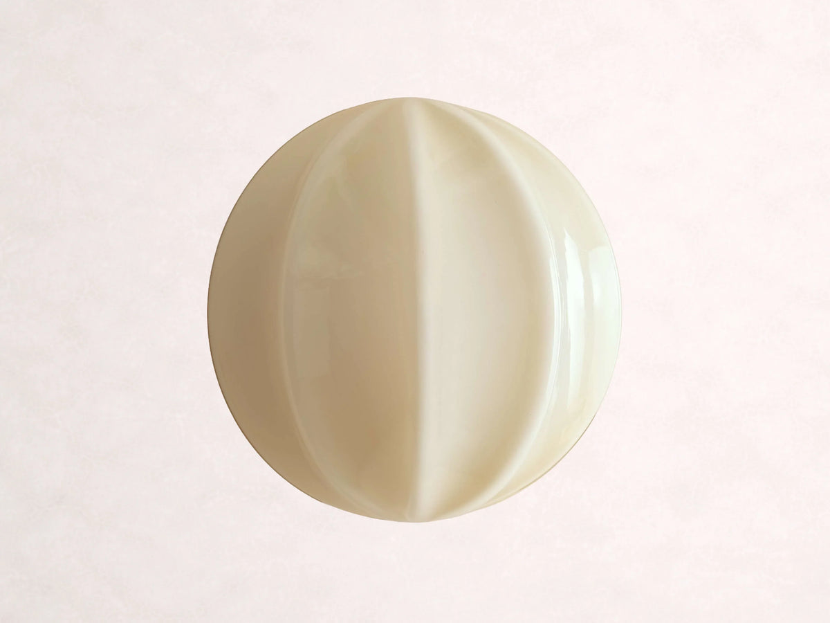 Agnes Clamshell Sconce