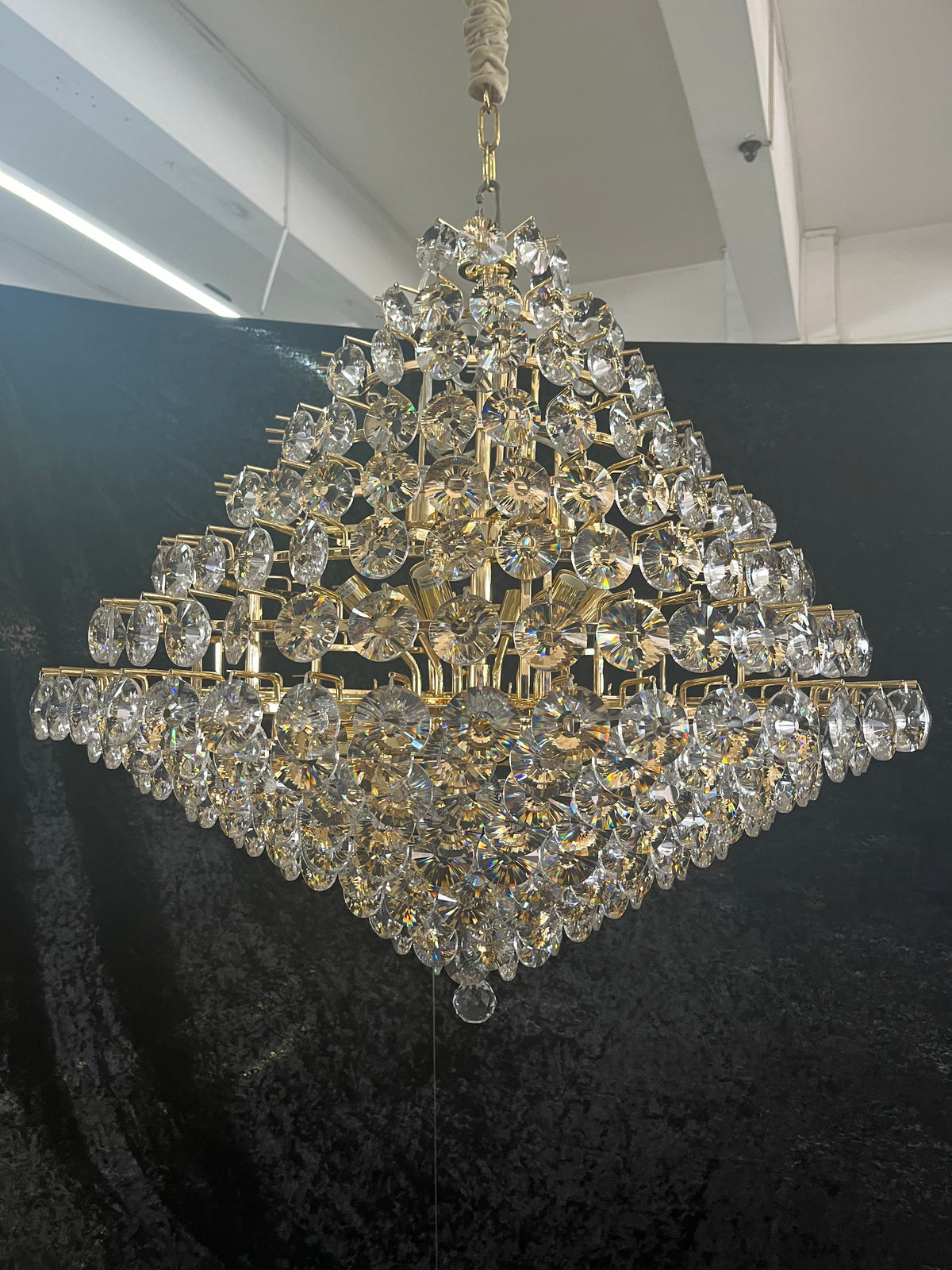 Aesthetic Luxury Conical Crystal Chandelier for Living / dinning Room / foyer / hallway / staircase
