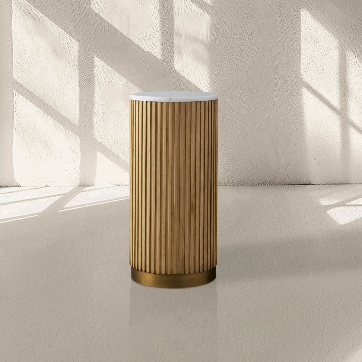 Finnley Pedestal