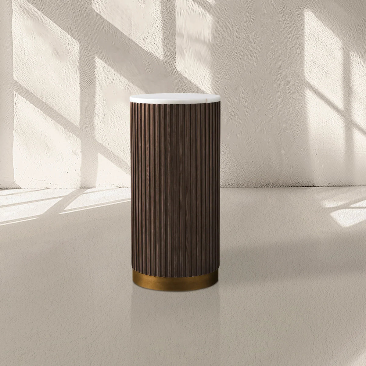 Finnley Pedestal