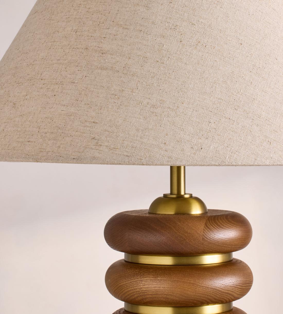 Oak Base Table Lamp with Antiqued Brass - Erhaus product image 4
