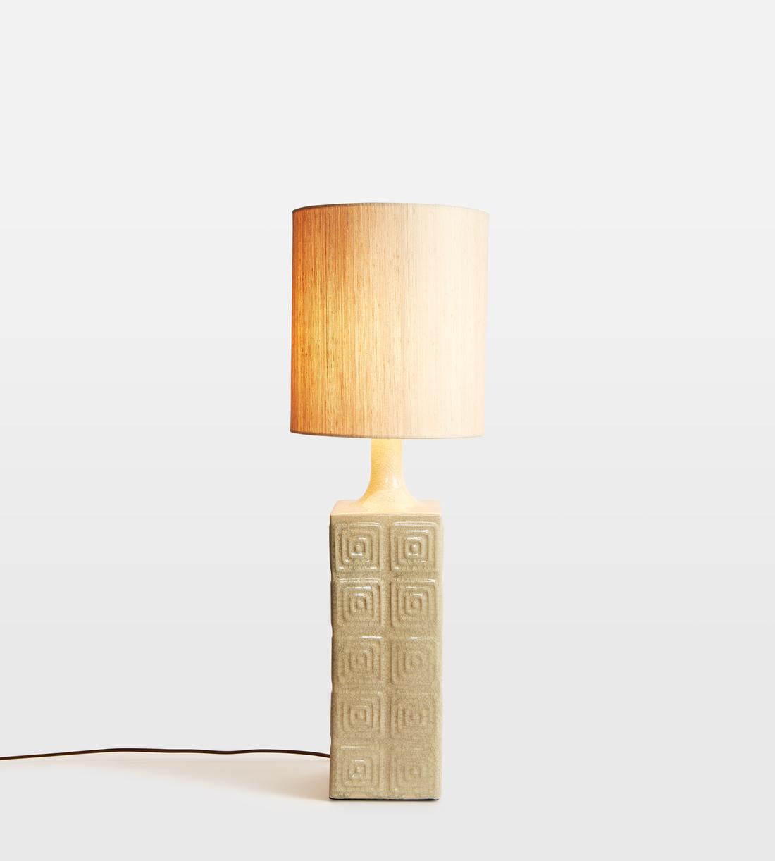 Oatmeal Ceramic Table Lamp with Linen Shade - Erhaus product image 1