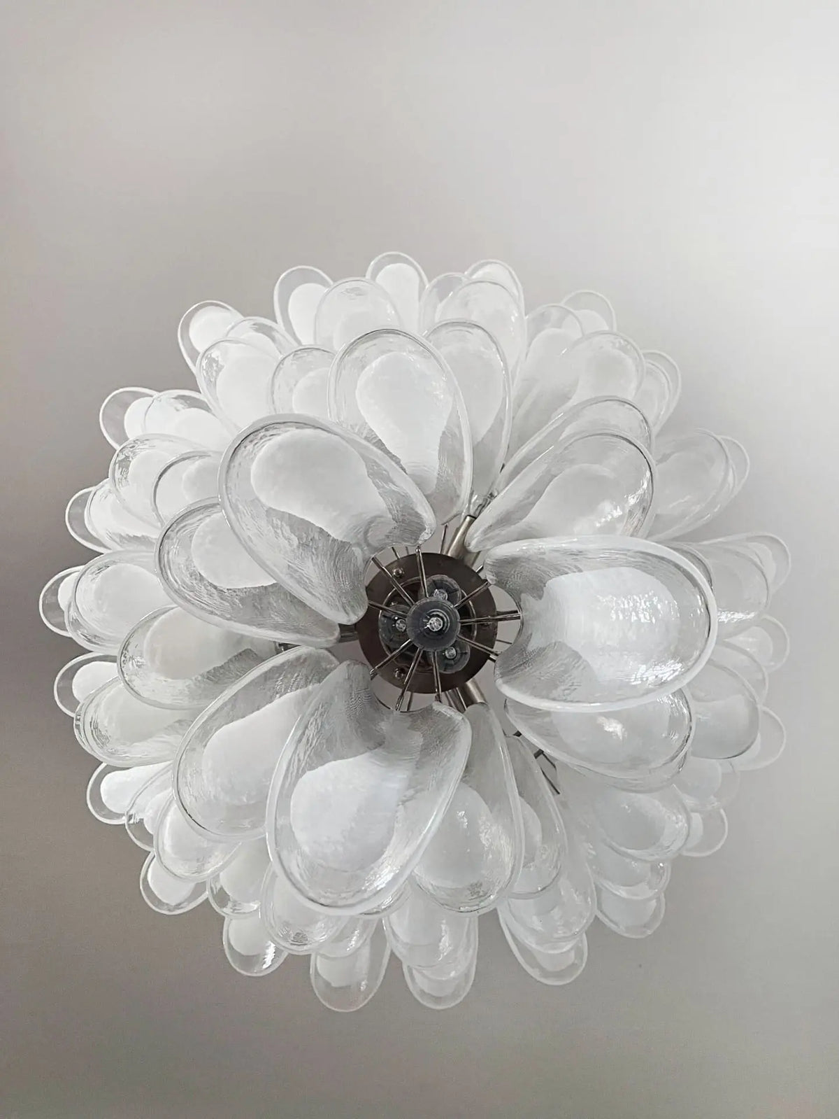 Murano Glass Chandelier – 75 Petals – Transparent