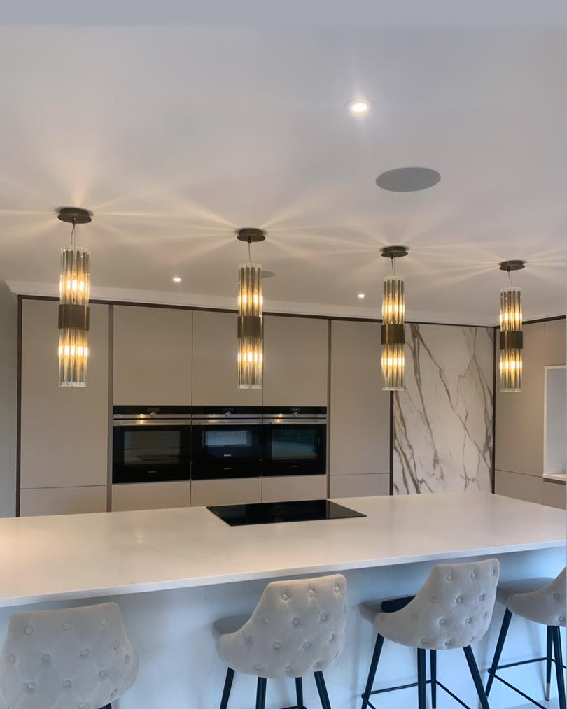 Modern Antique Brass Finish Round & Rectangle Glass Tube Chandelier – High-Quality Materials