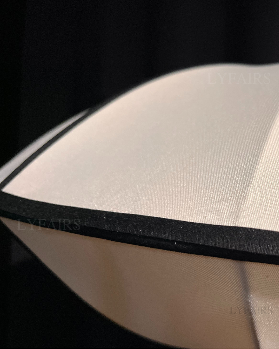Modern Ufo White Lampshade Chandelier