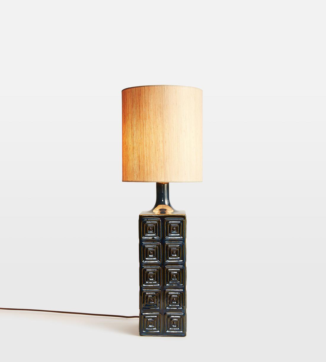 Blue Ceramic Table Lamp with Linen Shade - Erhaus product image 2