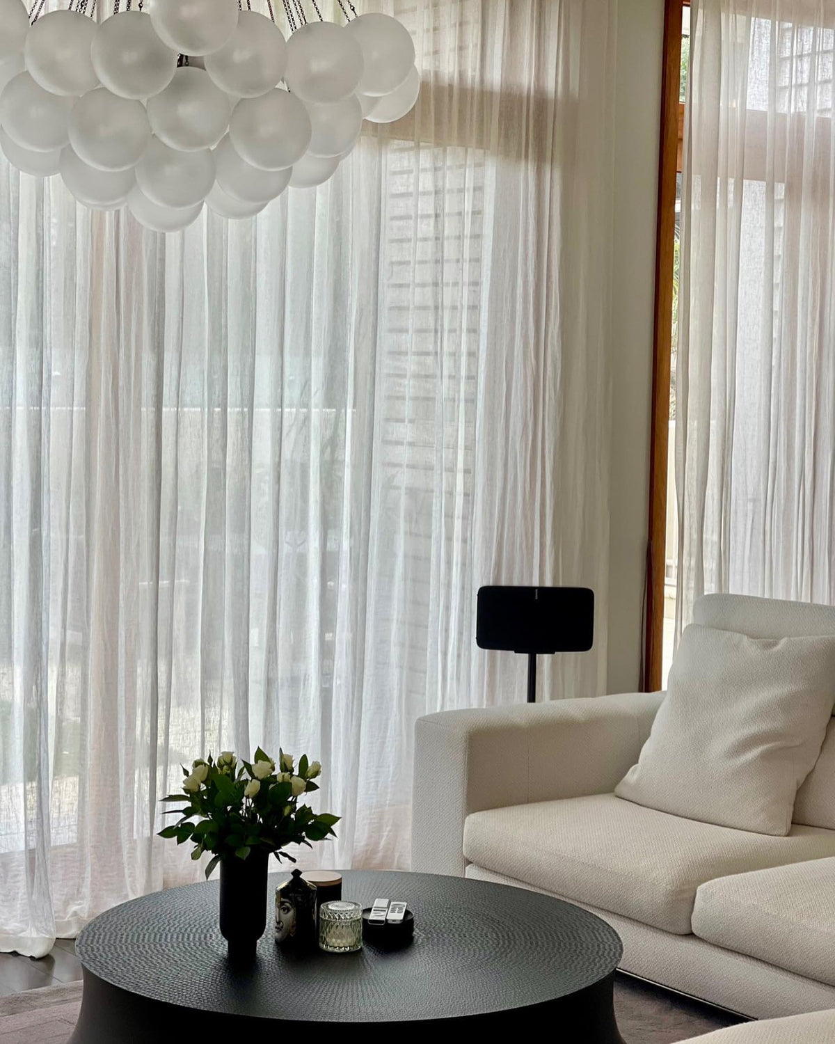 Modern Glass and Metal Cloud Balloon Chandelier with Minimalist Finish for Living Room Bedroom