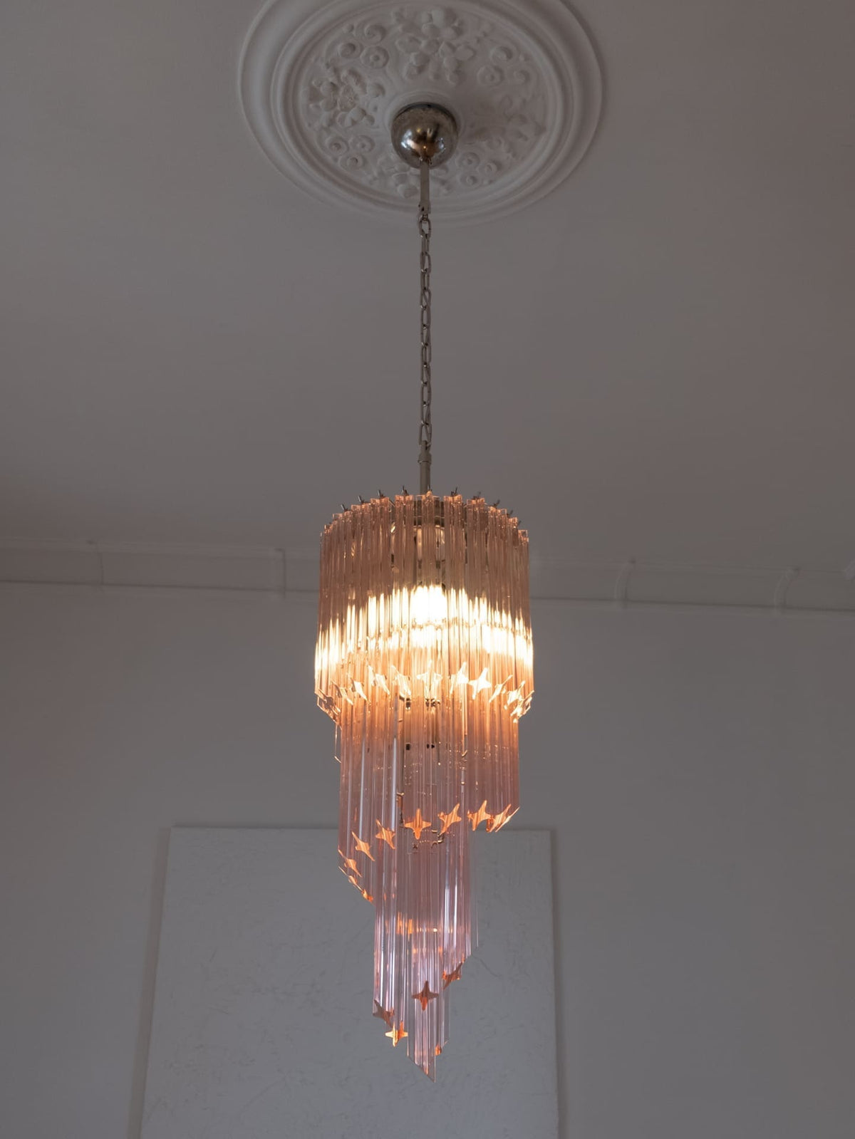 Murano Glass Chandelier – Spiral – 54 Prisms – Pink