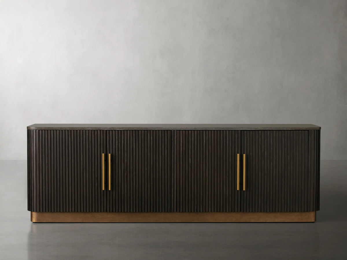 Finnley Media Console