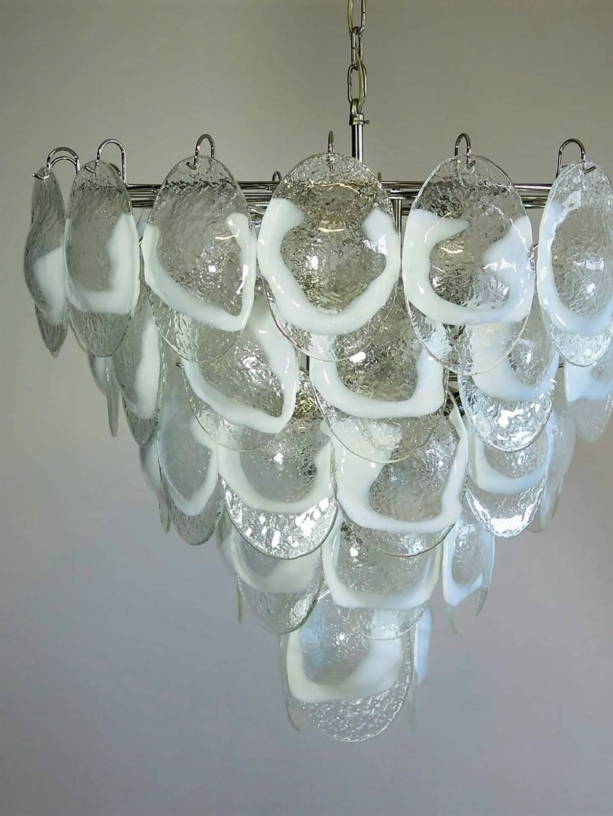 Murano Chandelier – 50 Lattimo Glass – Transparent