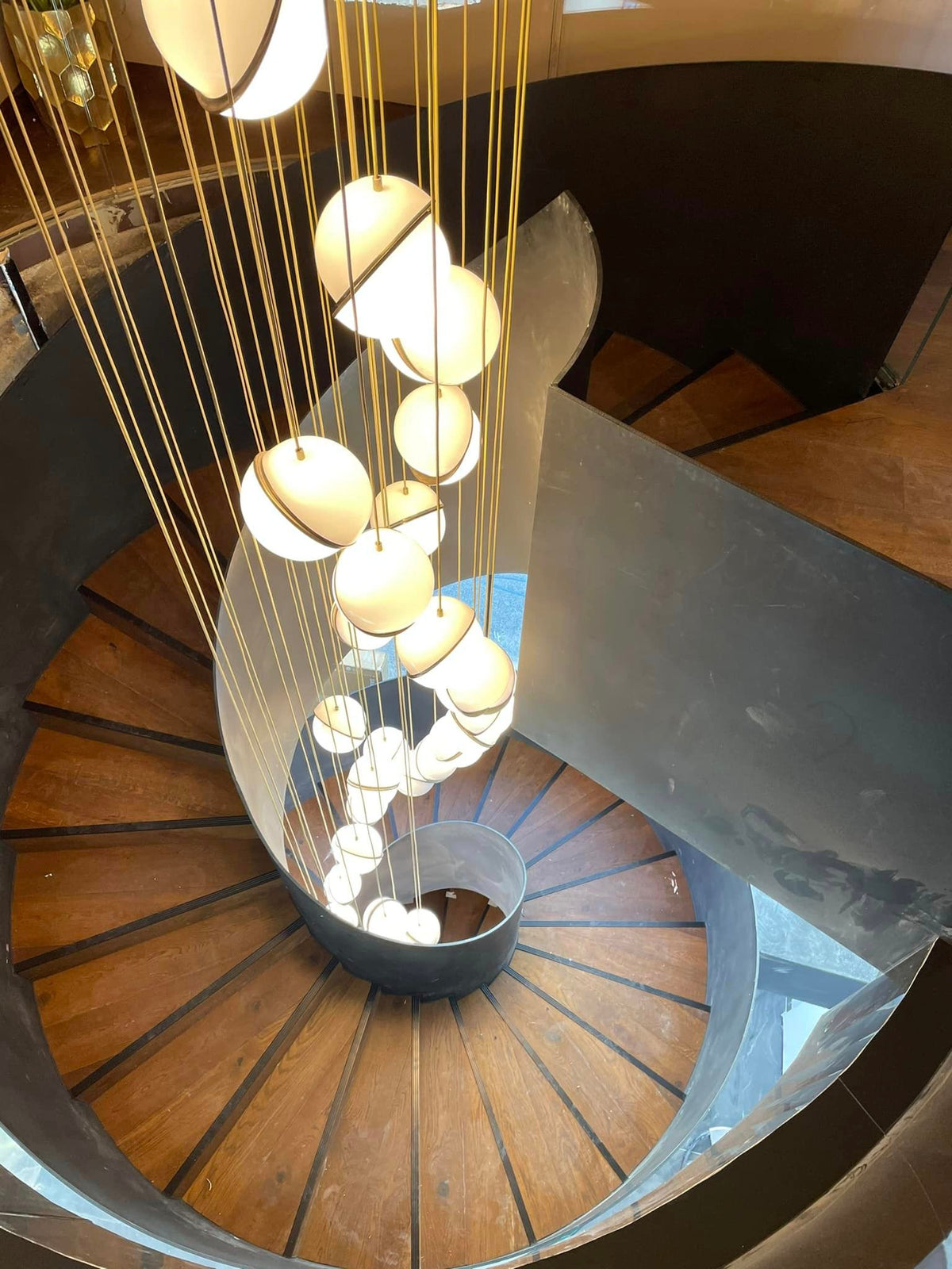 Modern Acrylic and Metal Floating Ball Chandelier for Staircase Foyer Entryway Living Room