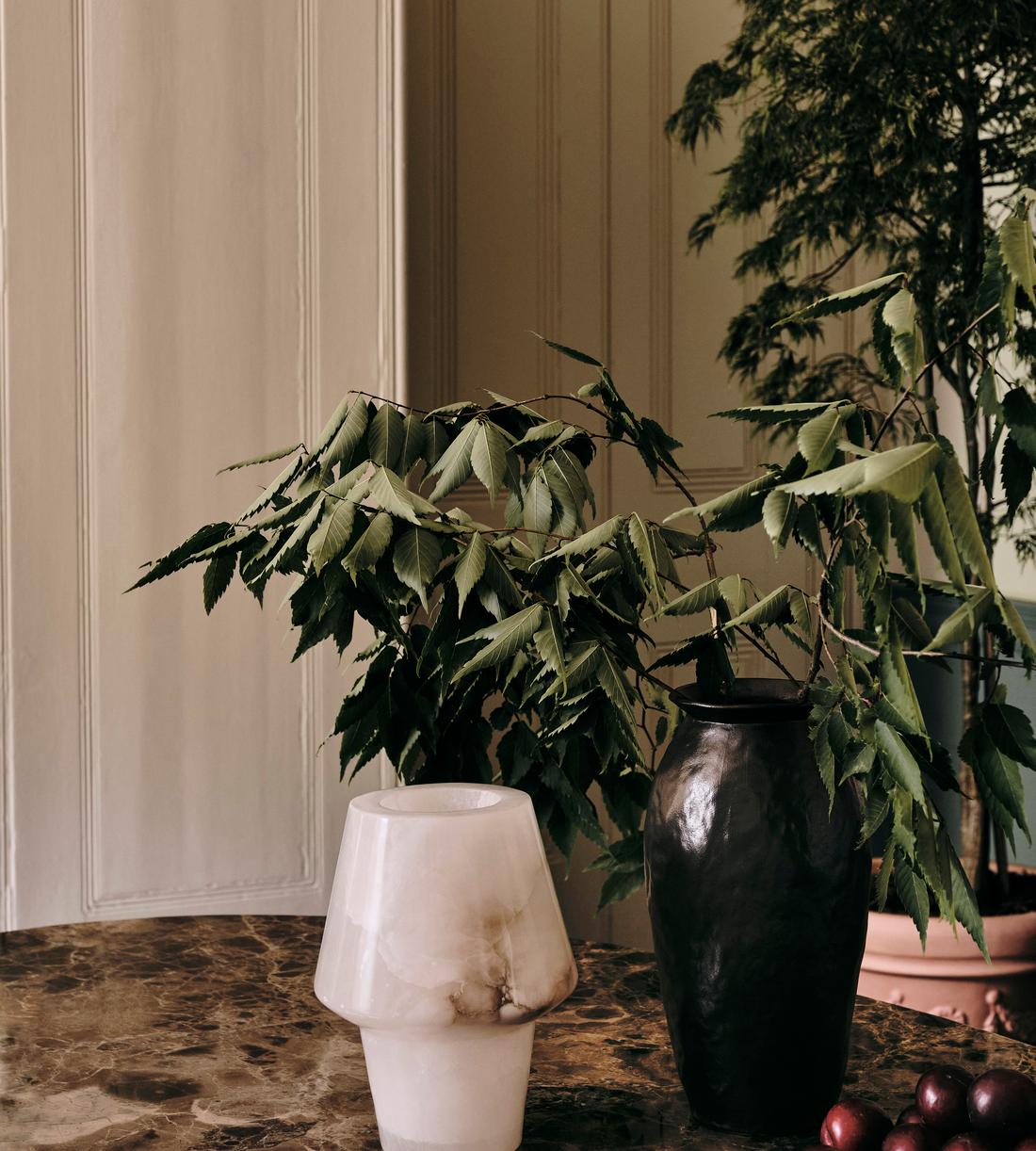 Translucent Alabaster Table Lamp - Erhaus product image 1