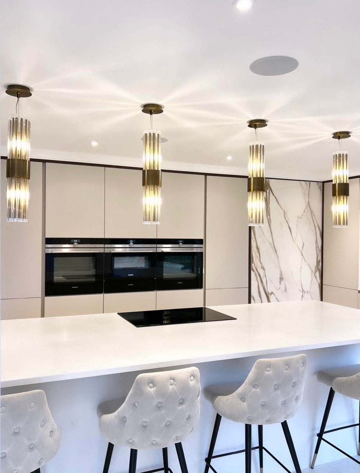 Modern Antique Brass Finish Round & Rectangle Glass Tube Chandelier – High-Quality Materials