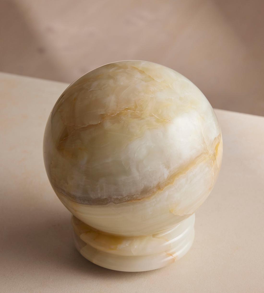 Onyx Globe Table Lamp - Erhaus product image 3