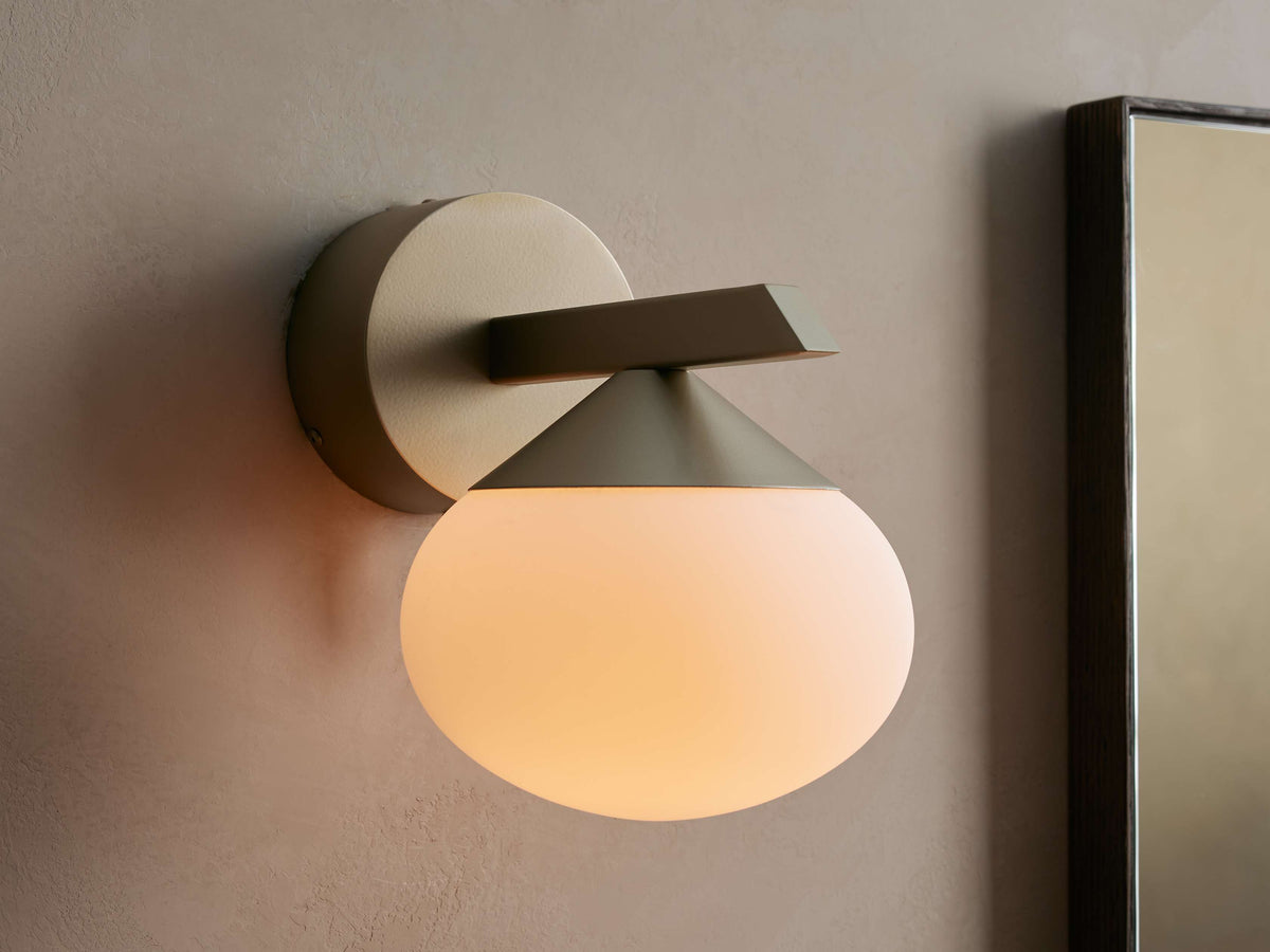 Costella Sconce