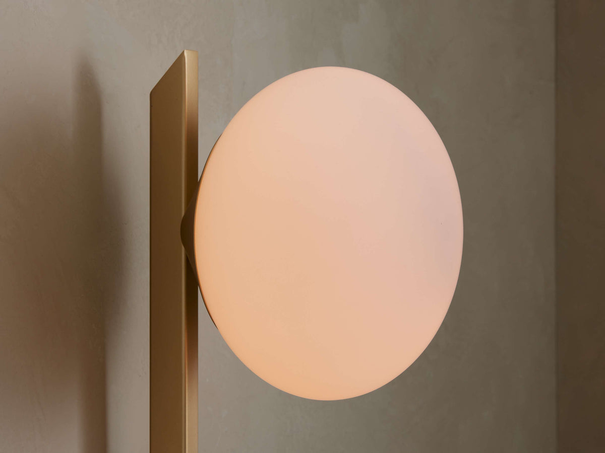 Costella Grand Sconce