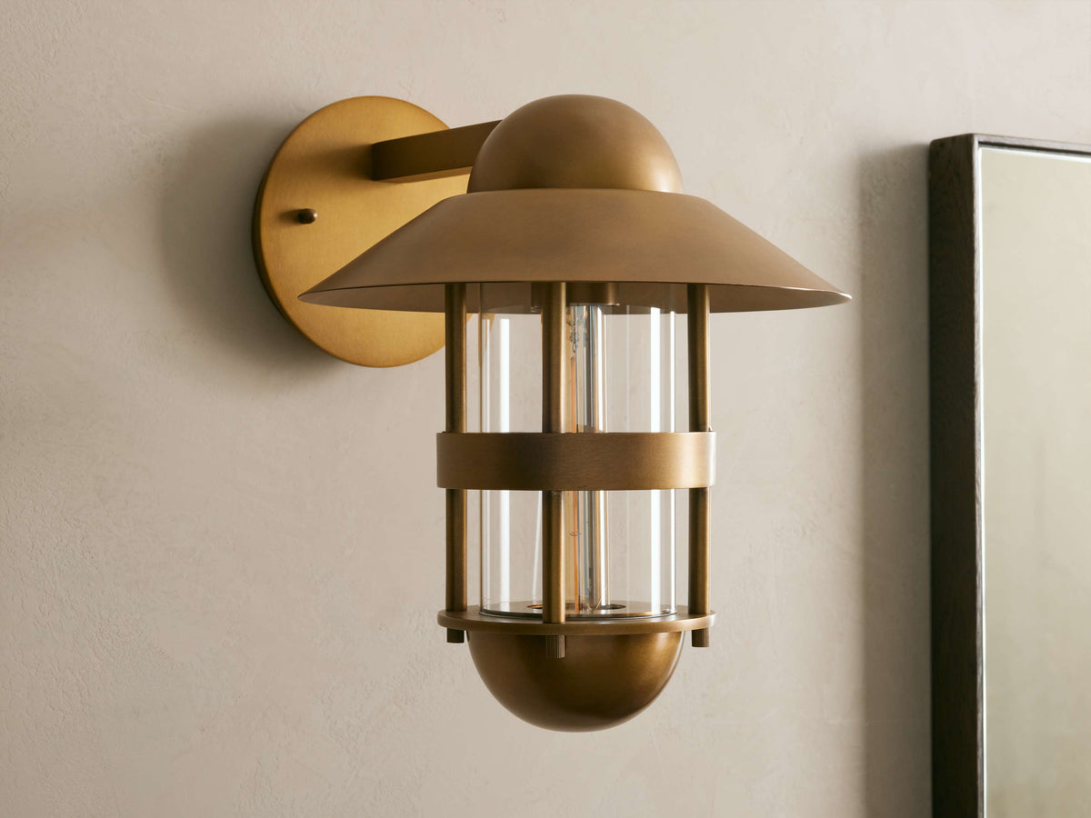 Hyannis Outdoor Sconce