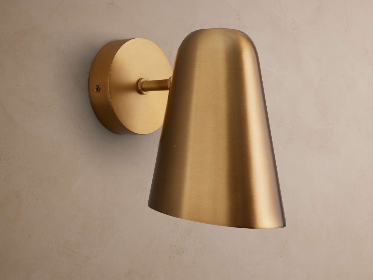 Elih Sconce