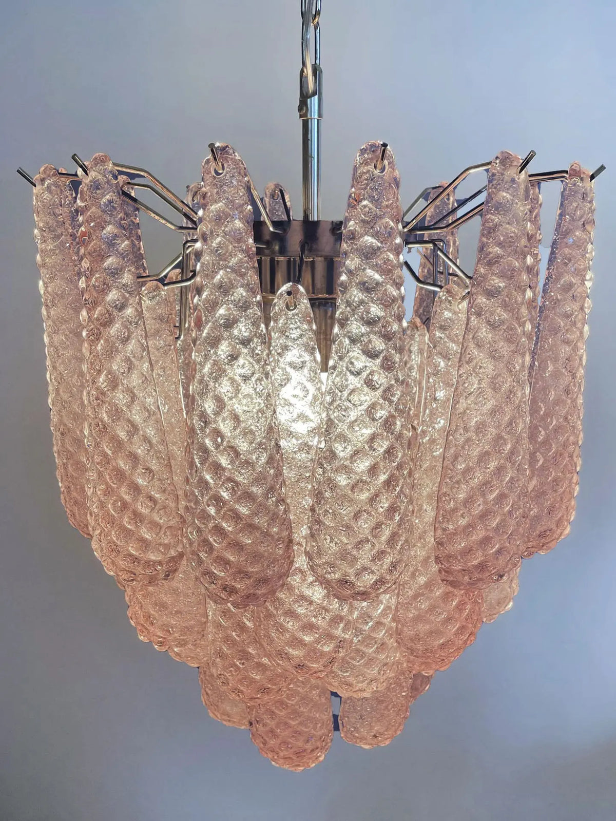Murano Chandelier – Drop – 41 Glasses – Pink