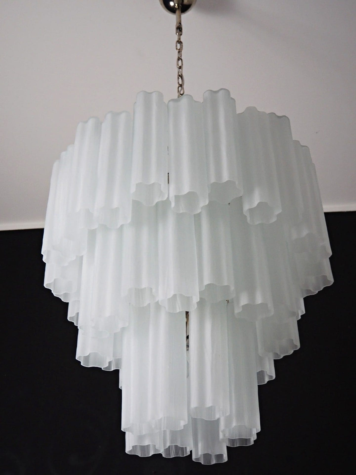 Murano Glass Chandelier – 48 Tubes – Matte White