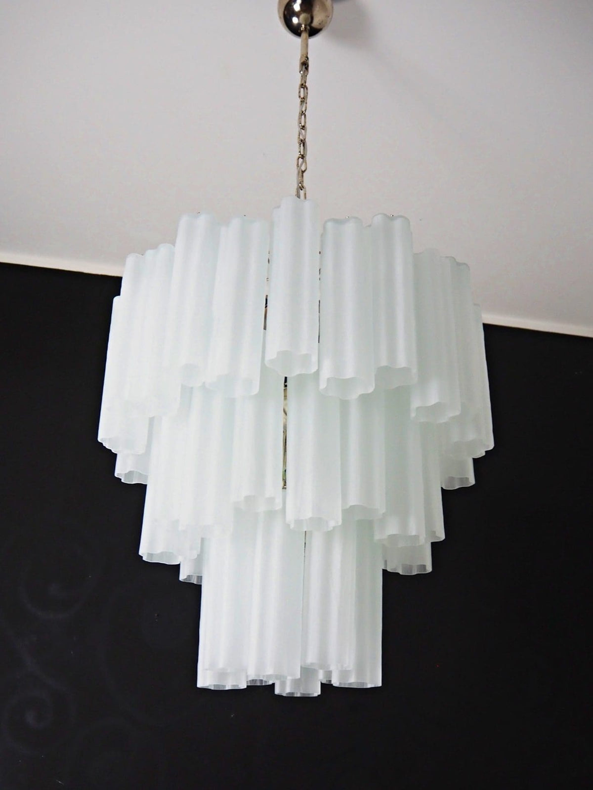 Murano Glass Chandelier – 48 Tubes – Matte White