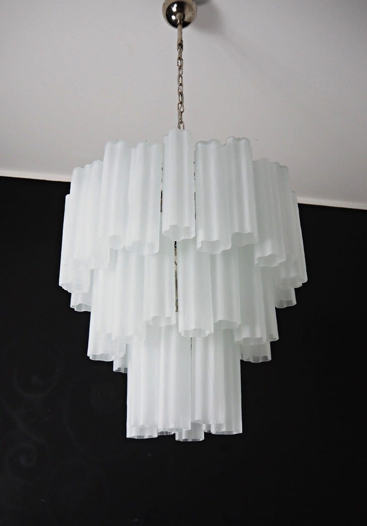 Murano Glass Chandelier – 48 Tubes – Matte White