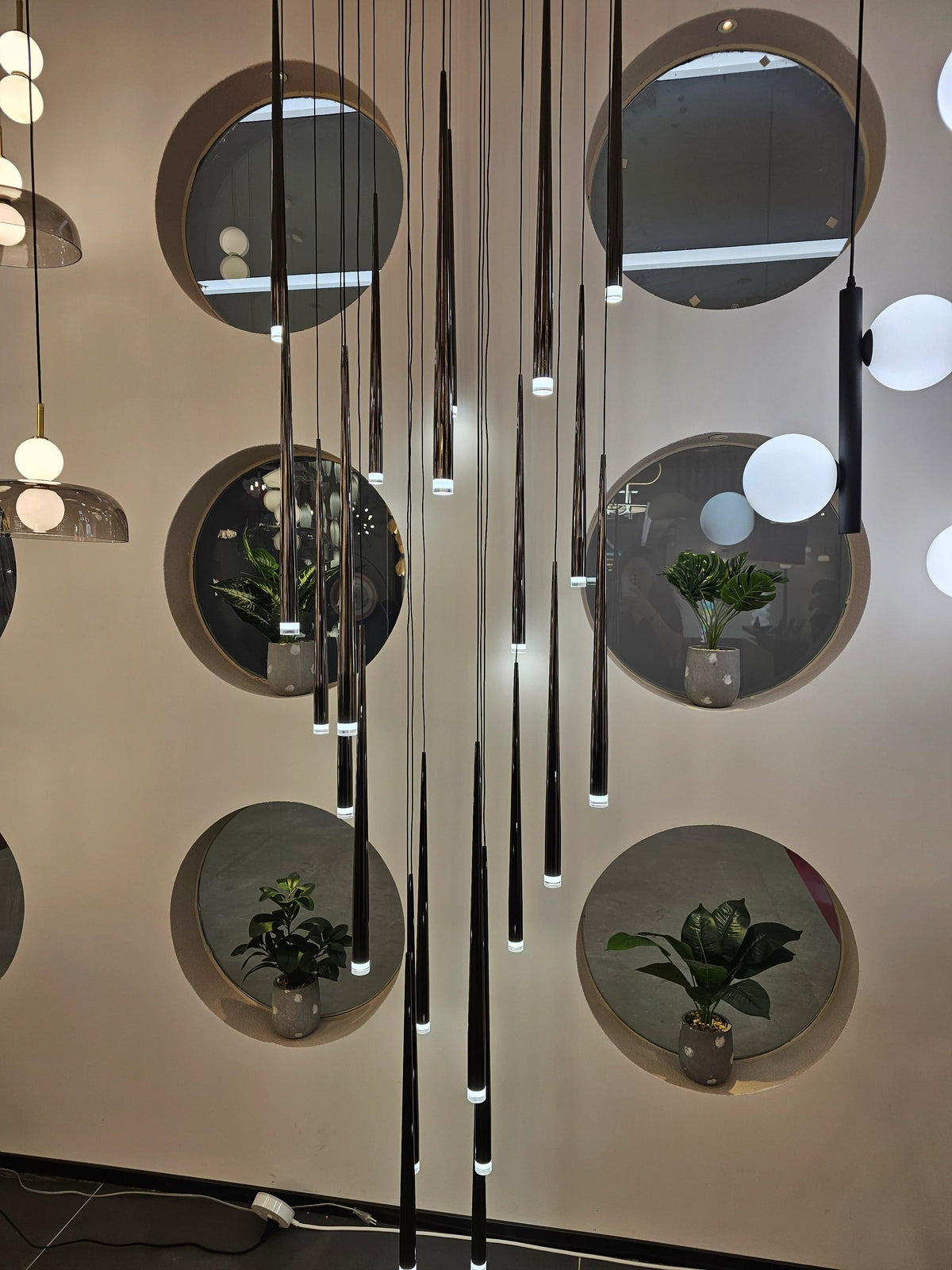 Minimalism Foyer Staircase Chandelier Ceiling Pendant Lighting for Living Room Entryway in Gold / Black Finish