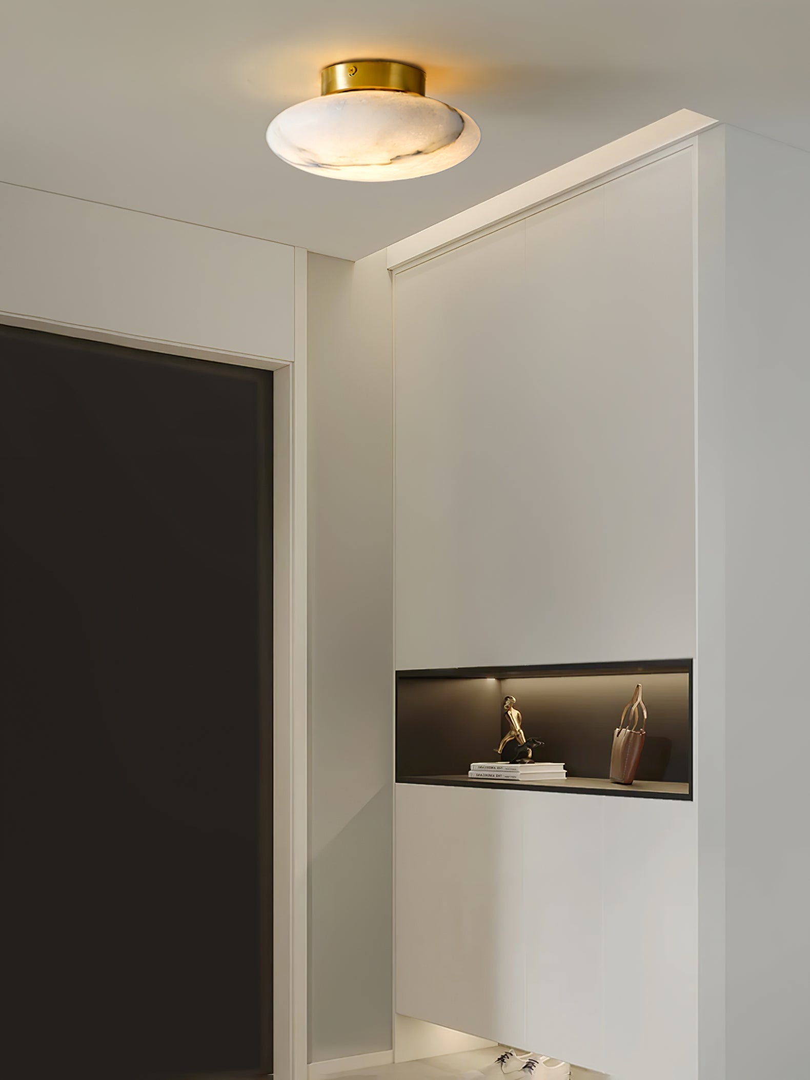 Alabaster Oval Ceiling Lamp - Vakkerlight