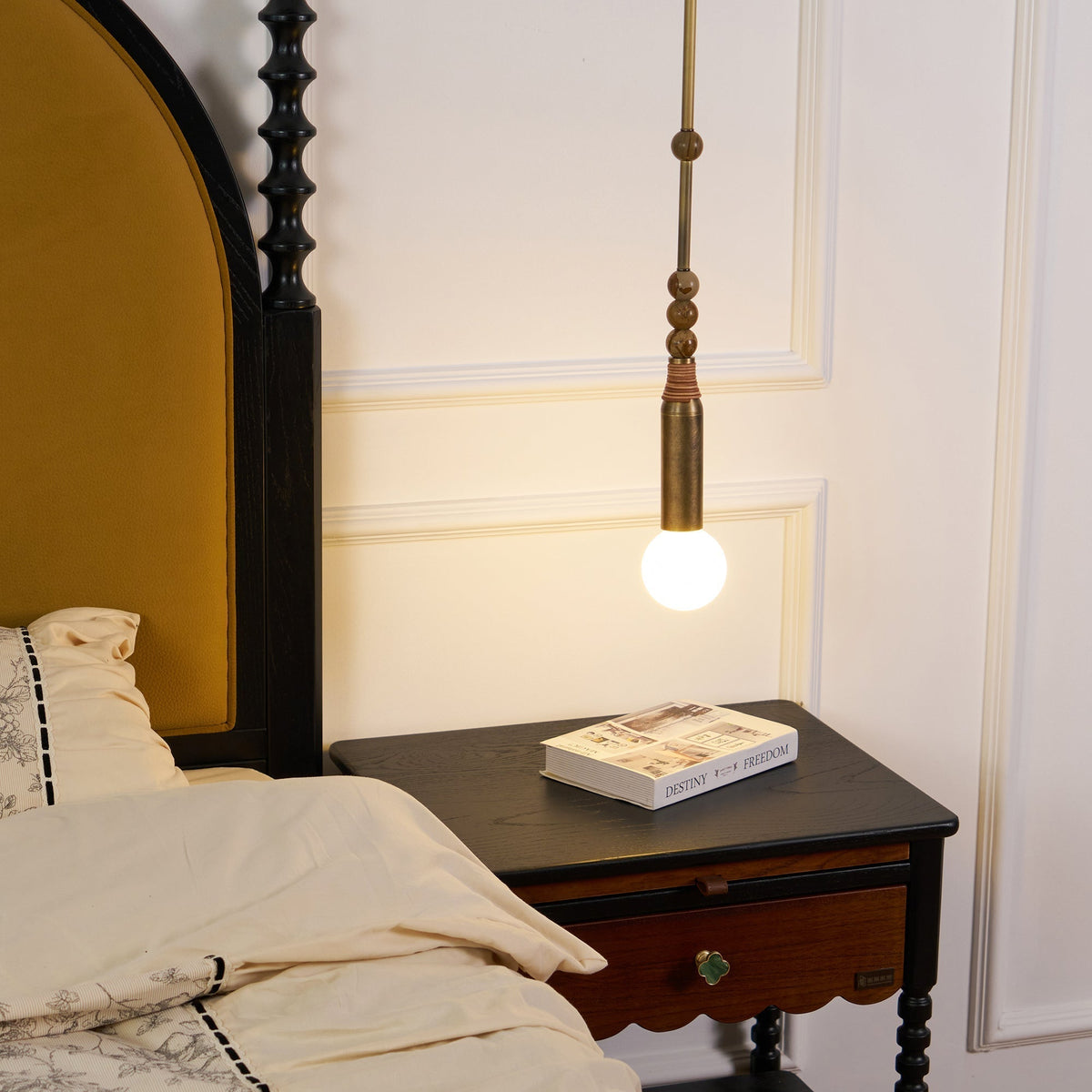 Allia Pendant Light