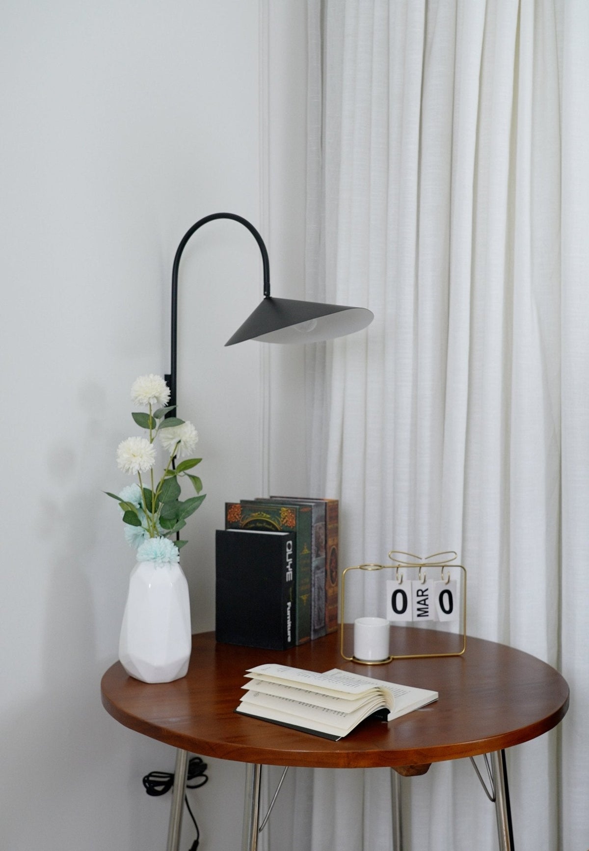 Alocasia Swivel Wall Light