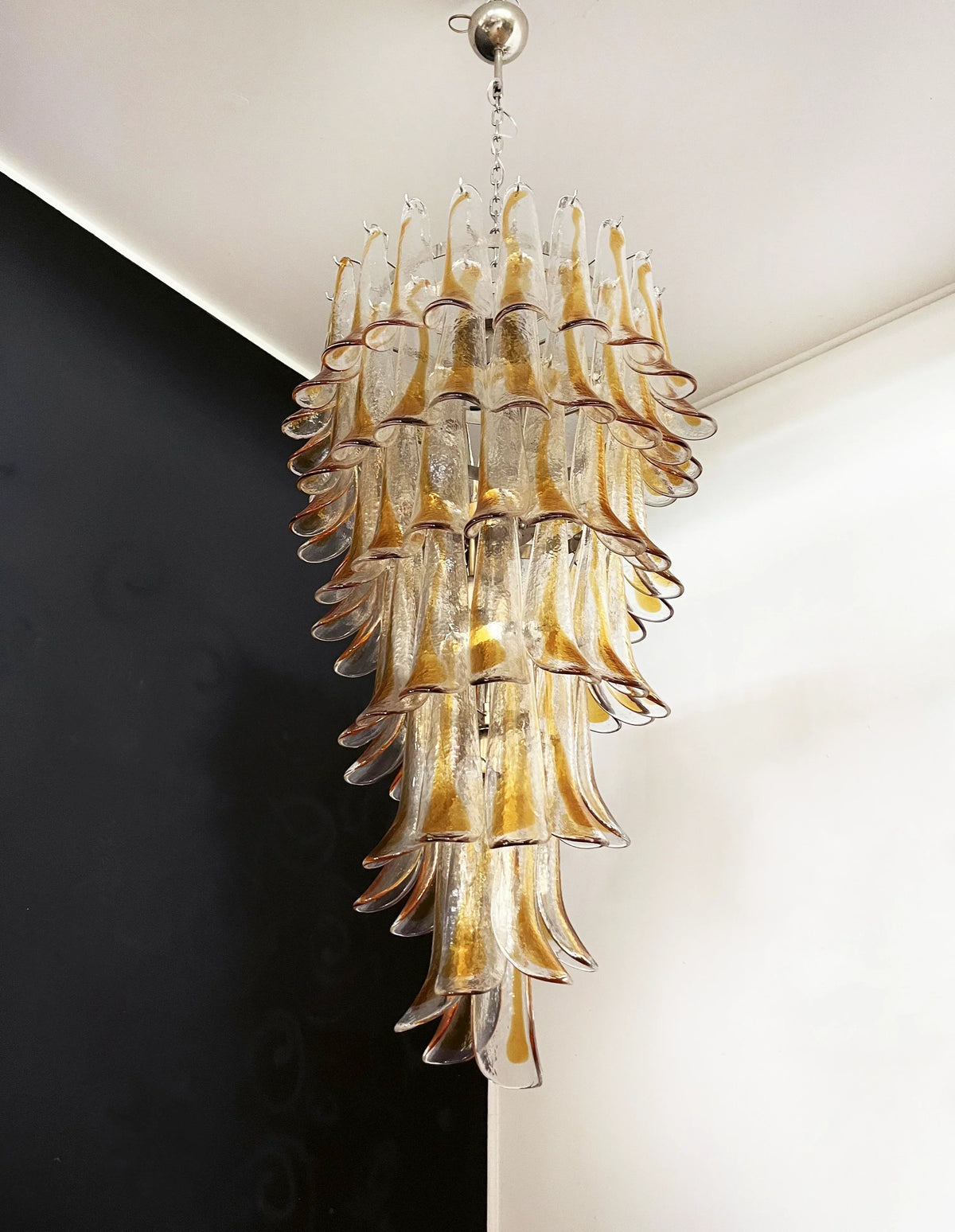 Petals Spiral Murano Transparent Chandelier