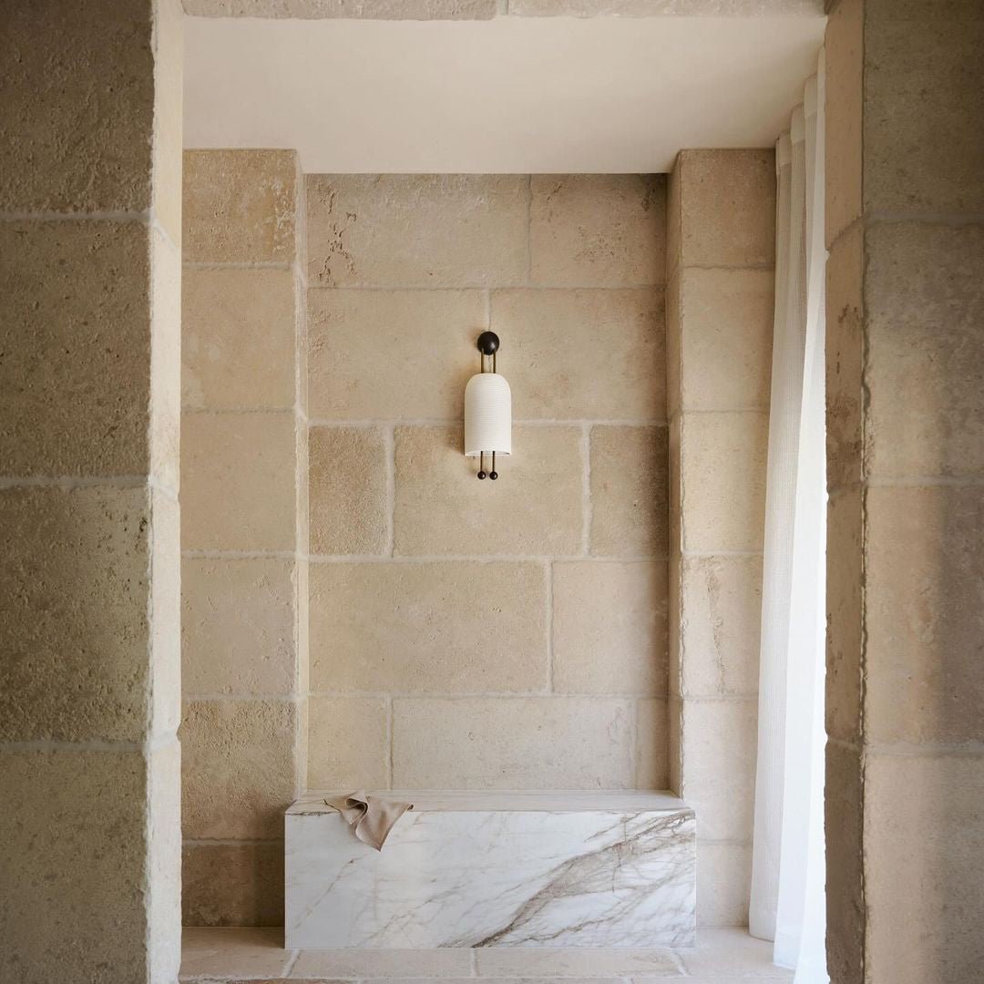 Benjamin Wall Light