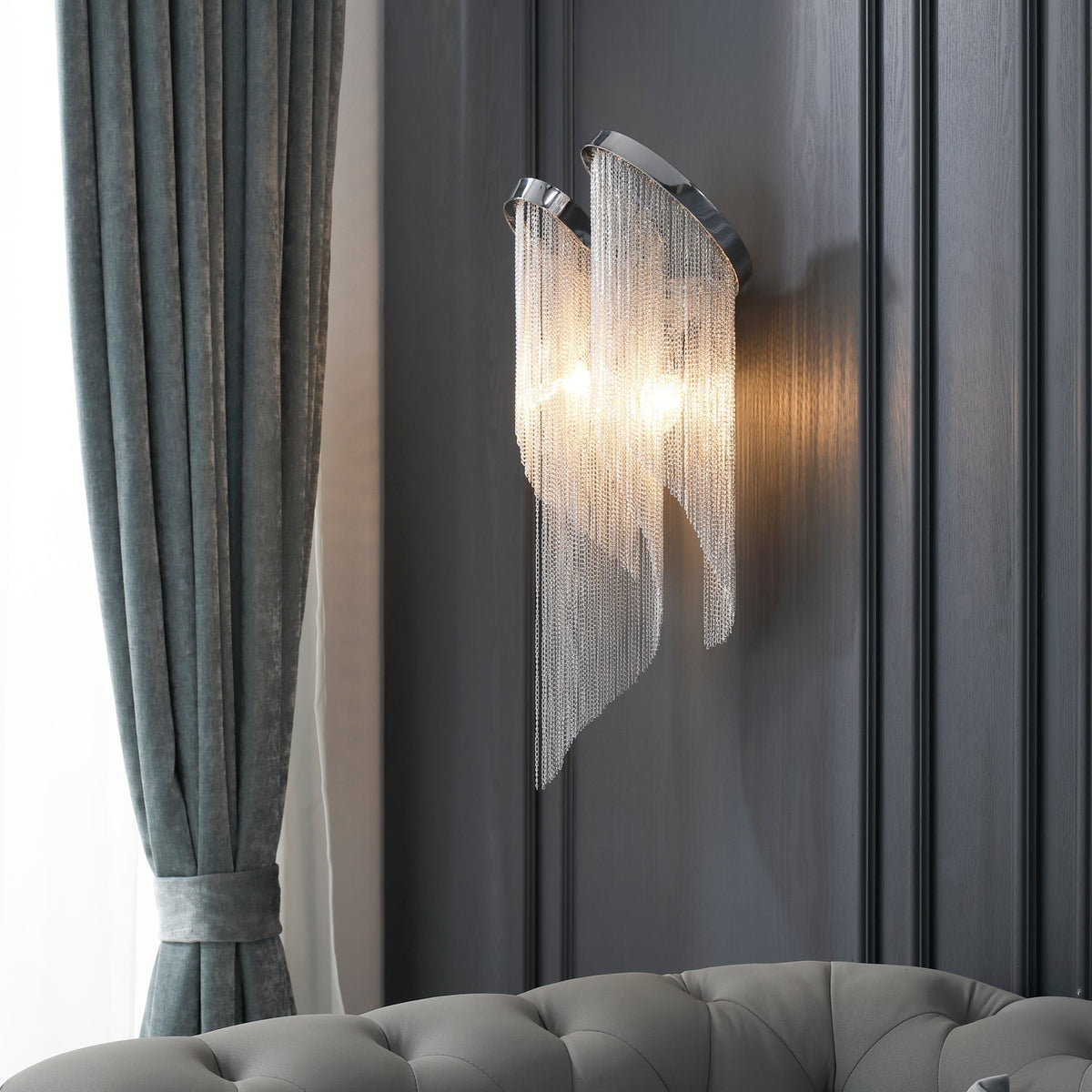 Chain Tassel Wall Lamp