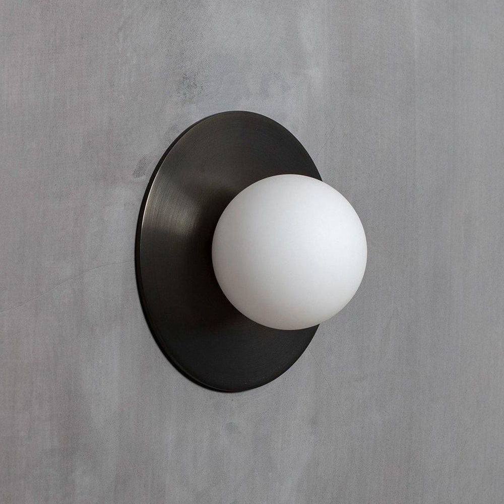 Corona Round Wall Lamp