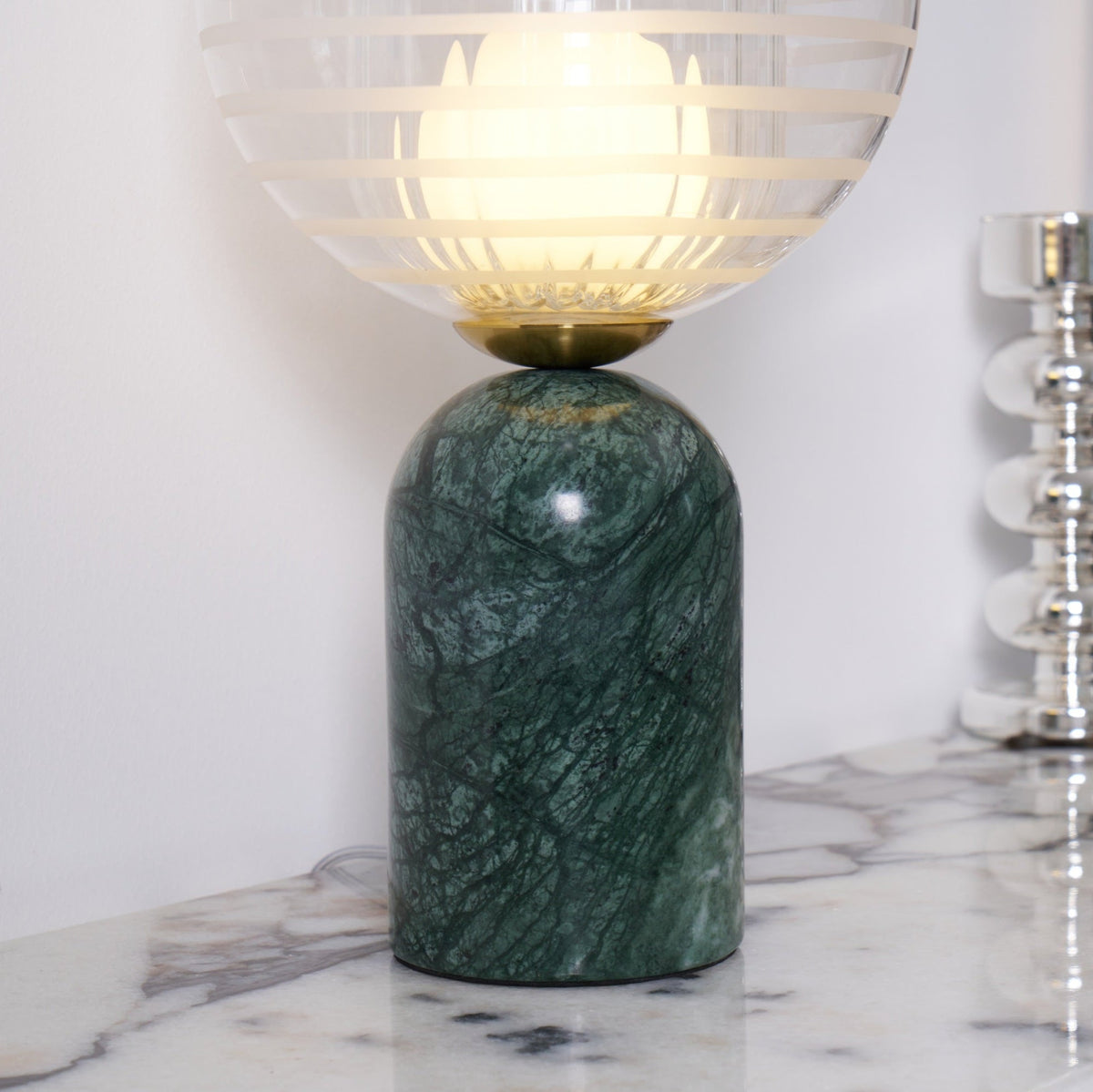Striara Table Lamp